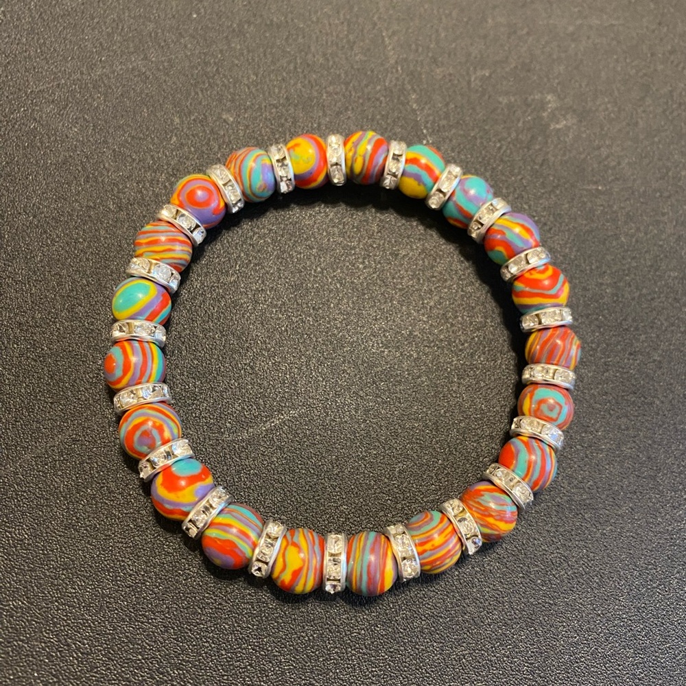 8 mm Malachite quartz beaded bracelet. 7 inches  new no tags.